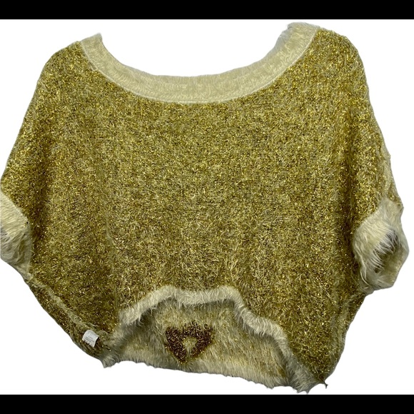 36 Point 5 Women’s Cropped Sweater S Cream Gold Fuzzy Glittery Dolman Sleeves. - Picture 7 of 12